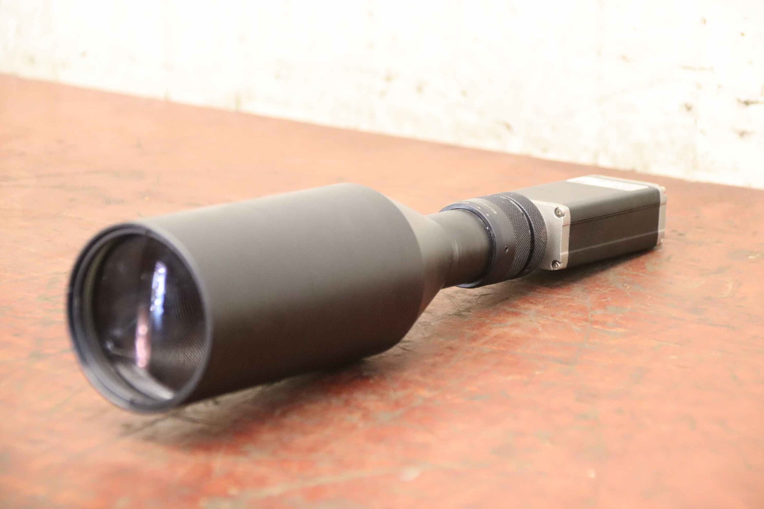 Kamera mitTelezentrisches Objektiv von Basler Vision & Control - piA2400-17gm vicotar T201/0,15