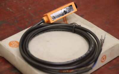 Alternative view of Lichtleitersensor von ifm - OU5002  OUF-DPKG