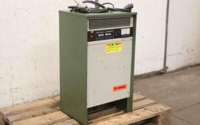 Alternative view of Ladegerät für Stapler 24 V/64 A von DETA - WE 24/64 S