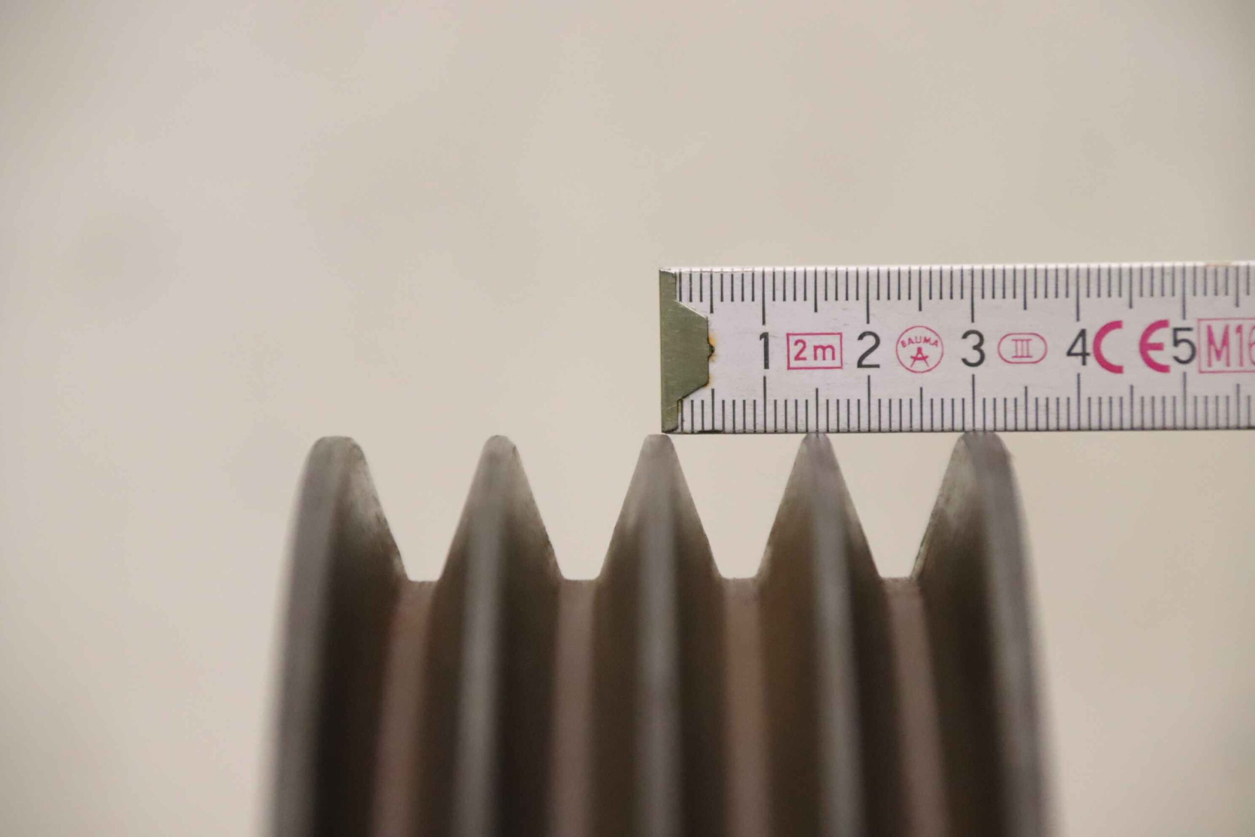 Keilriemenscheibe 4-rillig von Guss - 320-4 (13 mm) Konus Ø 101 - 107 mm – Bild 6