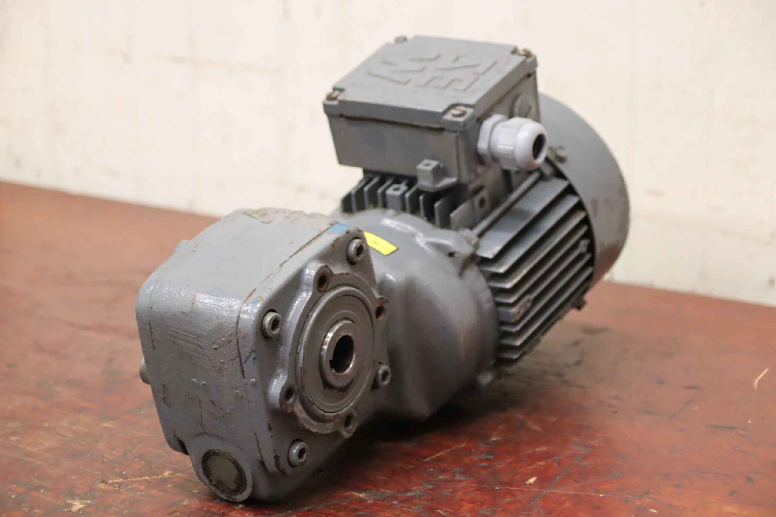 Getriebemotor 0,25 kW 17 U/min von SEW-Eurodrive - SA31 DTZ1D6