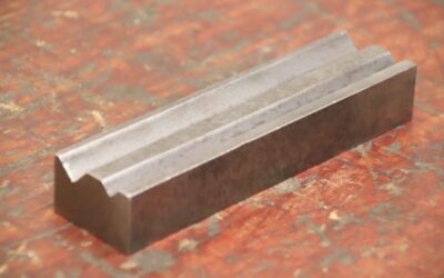 Alternative view of Anreissprisma 2 Prismen von Stahl - 152/40/H25 mm