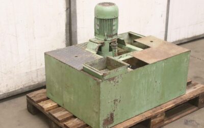 Alternative view of Kühlwasserpumpe 1,5 kw von Schlüter - mit Behälter