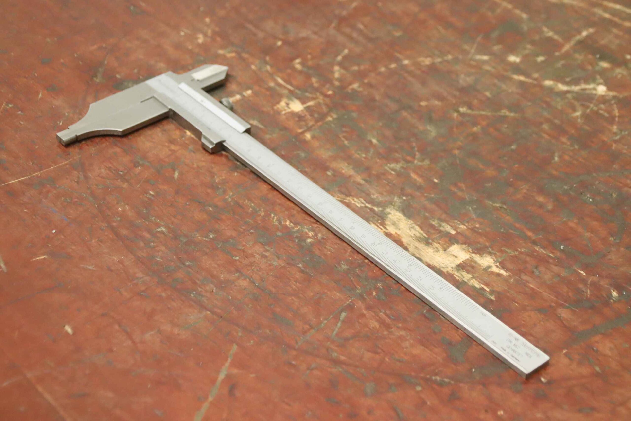 Meßschieber von Format - 0-250 mm / 0-10 inch