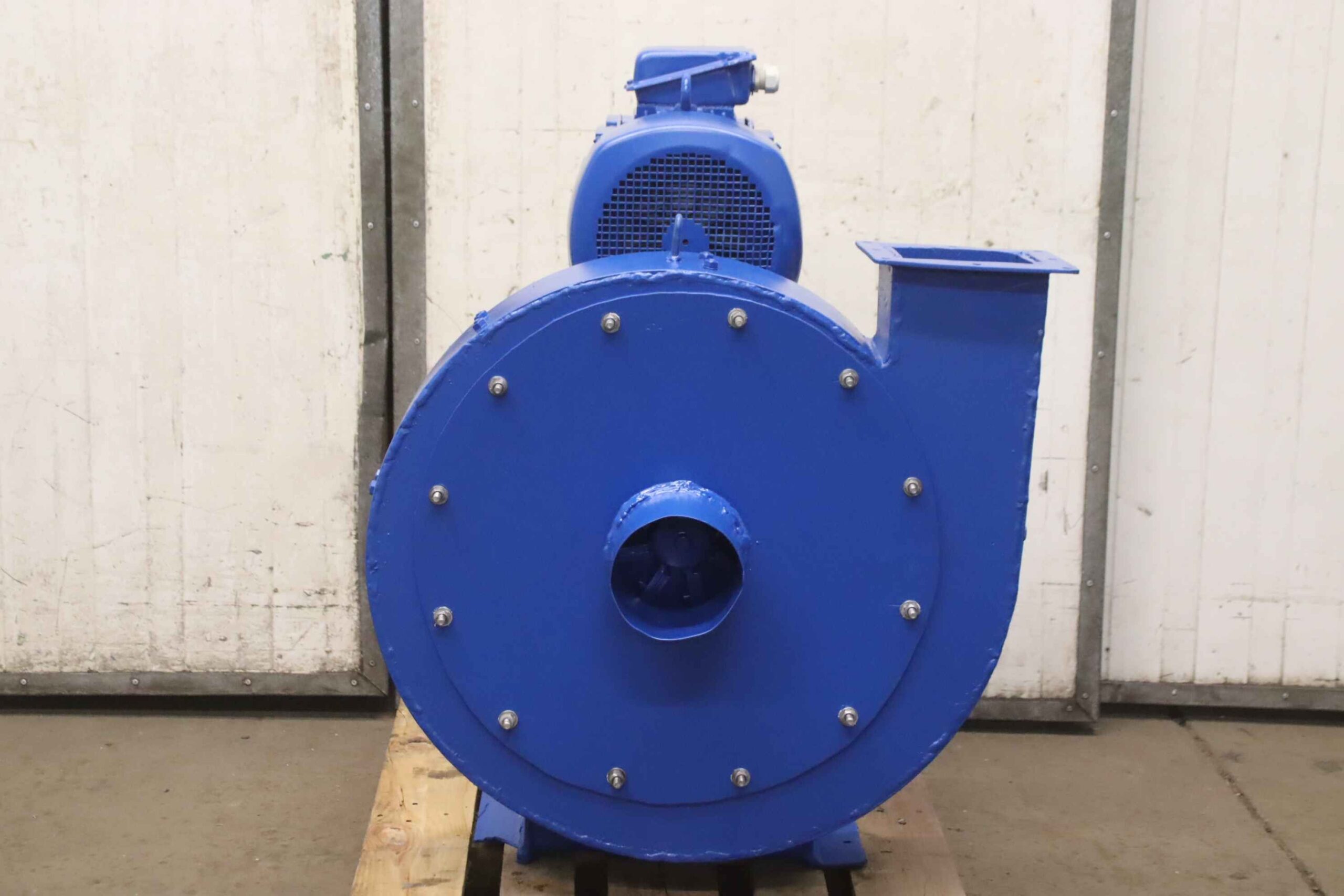 Späneabsauggebläse von VEM - 15 kW / 2920 U/min – Bild 3