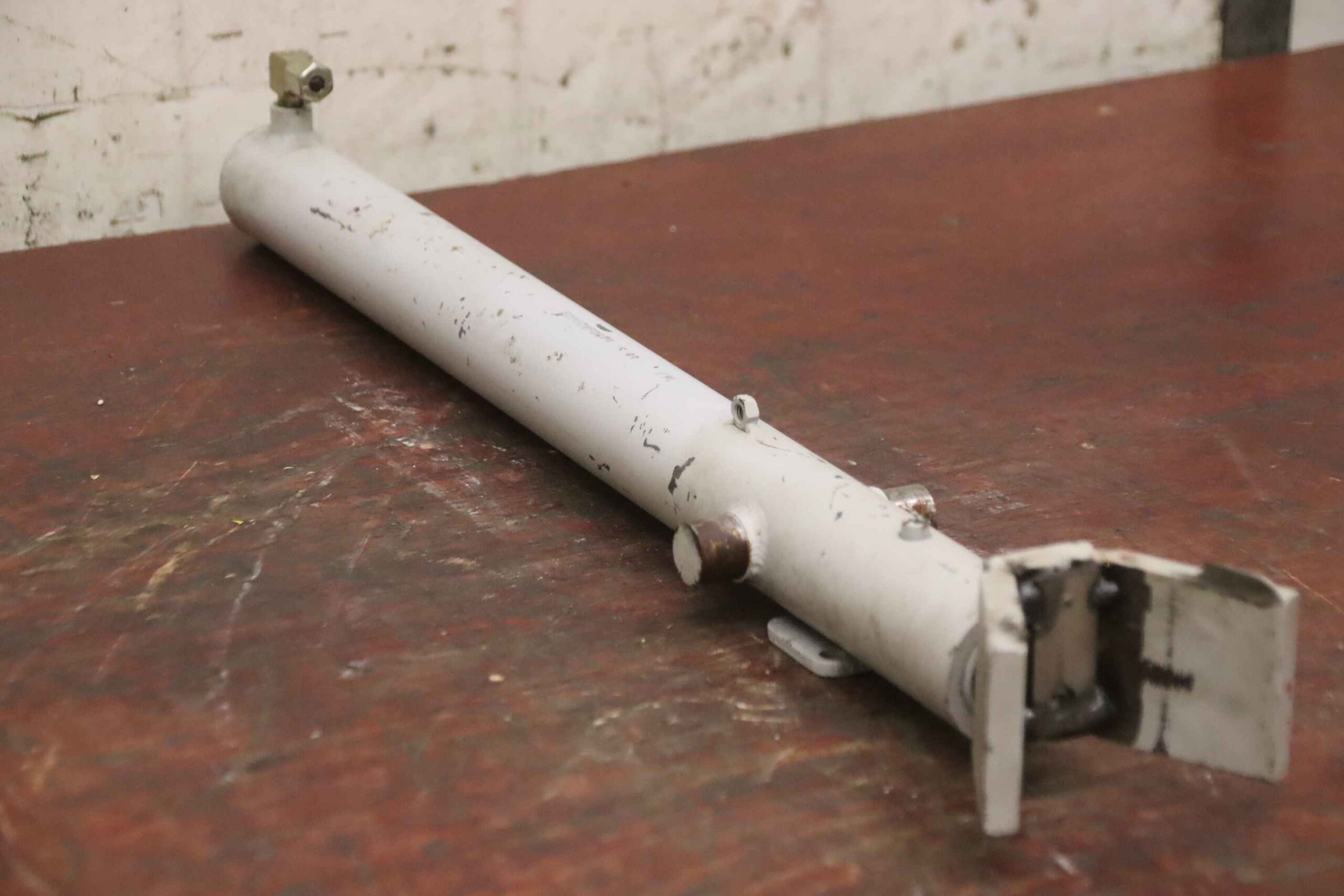 Hydraulikzylinder von GSL German Standard Lift - E030ZM50479 S 49 Hub 480 mm – Bild 2