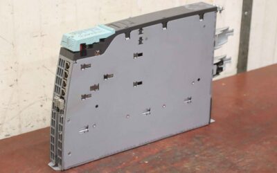 Alternative view of Double Motor Module von Siemens - 6SL3120-2TE21-0AA4