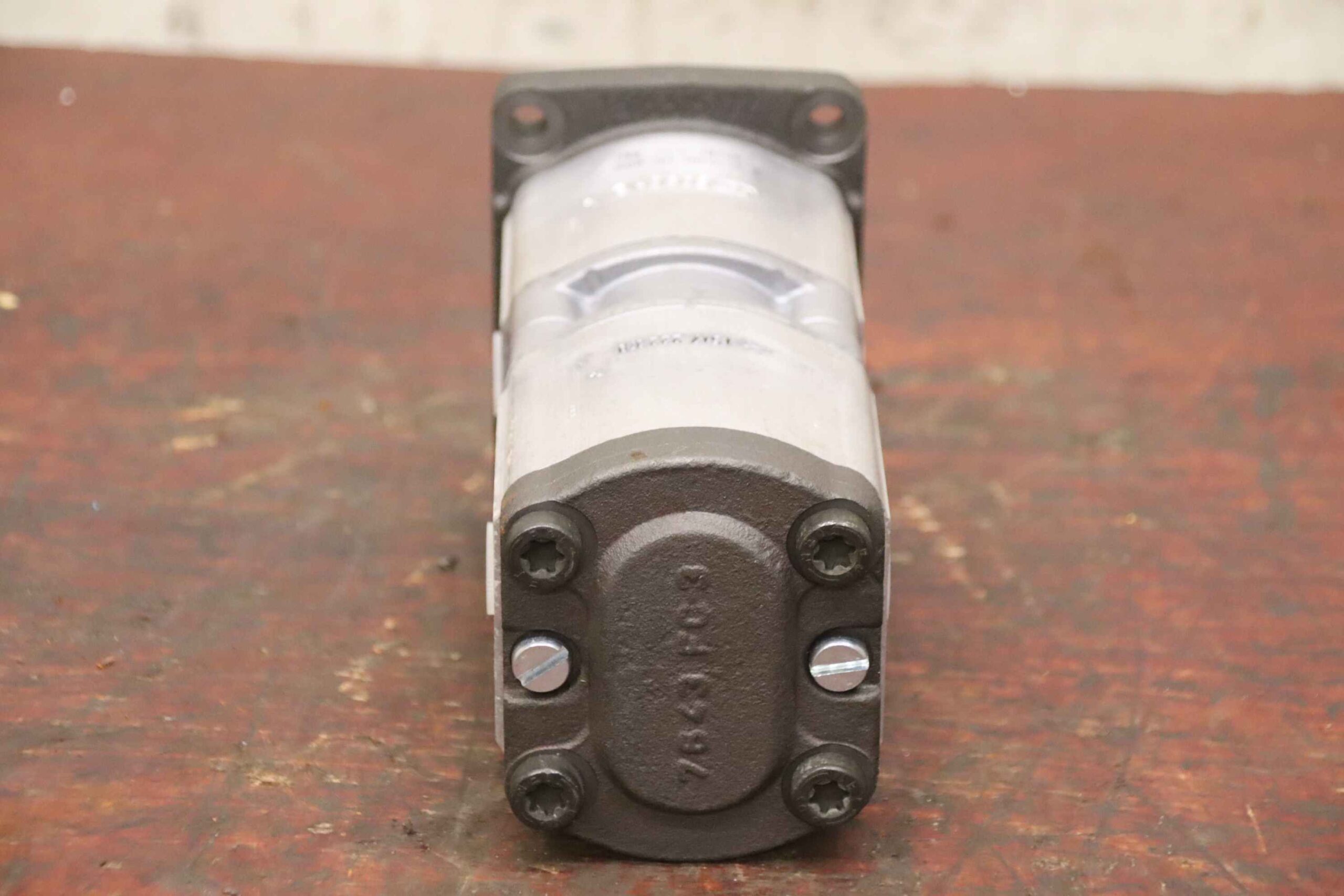 Doppelte Hydraulikpumpe von Bosch - 0 510 900 039 1517 222 379 – Bild 9