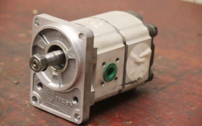 Doppelte Hydraulikpumpe von GSL - 1402 772653 3349121070