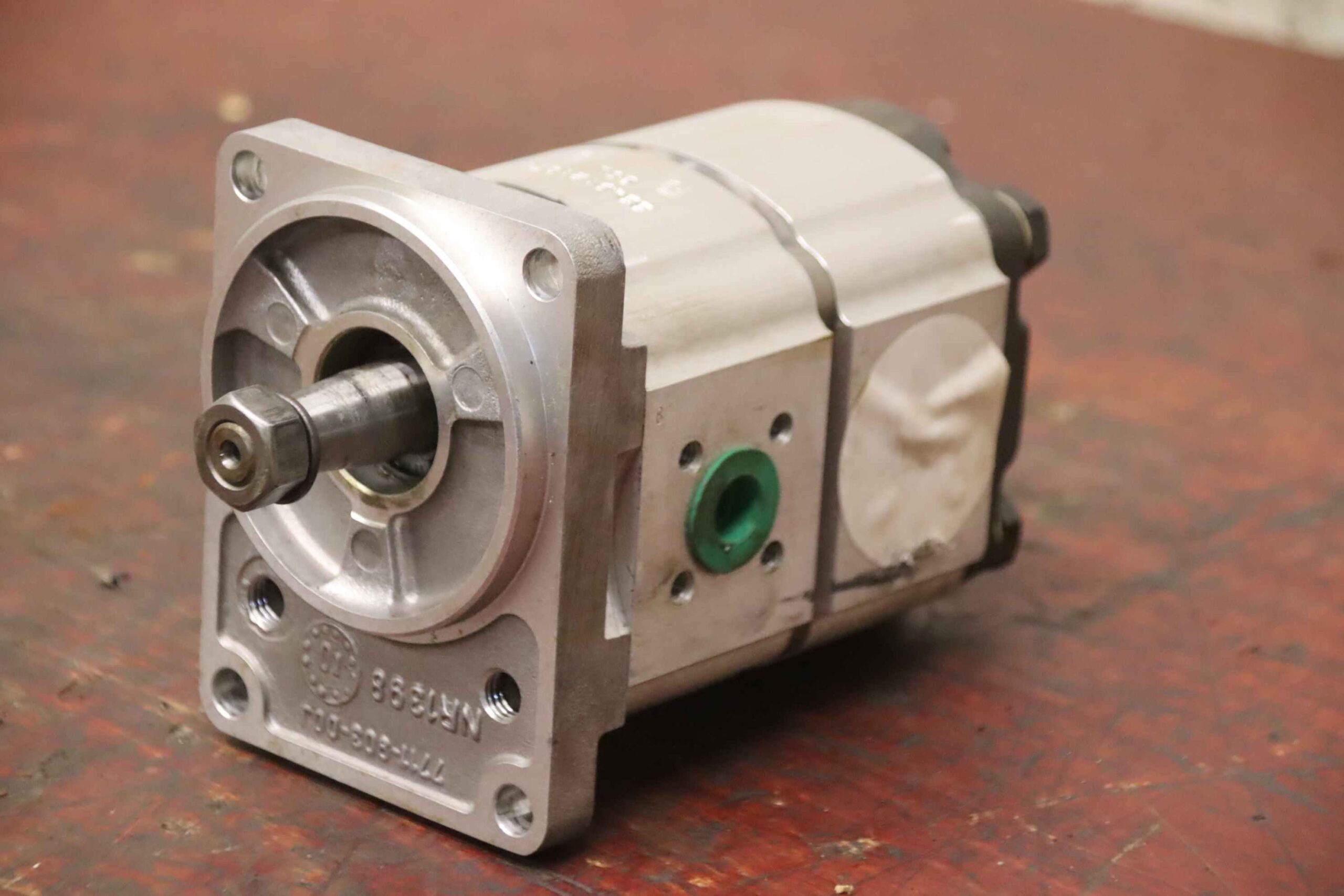 Doppelte Hydraulikpumpe von GSL - 1402 772653 3349121070