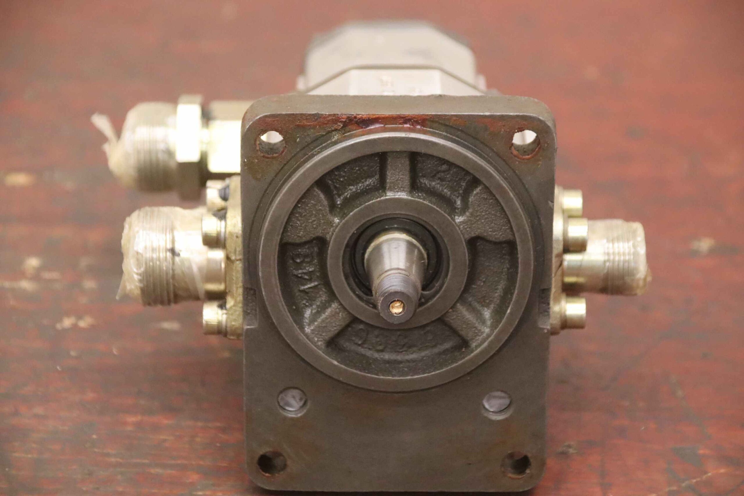 Doppelte Hydraulikpumpe von Pedro Roquet - 1LS9 3DJ23FR 1L03DB24R – Bild 3