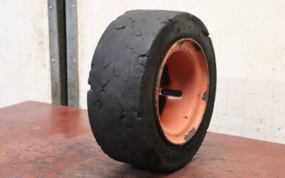 Vollgummi Reifen von Jumbo - Solid 18x7-8/4.32