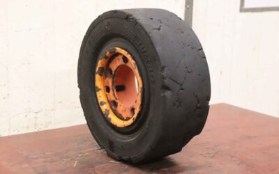 Alternative view of Vollgummi Reifen von Jumbo - Solid  18x7-8/4.32