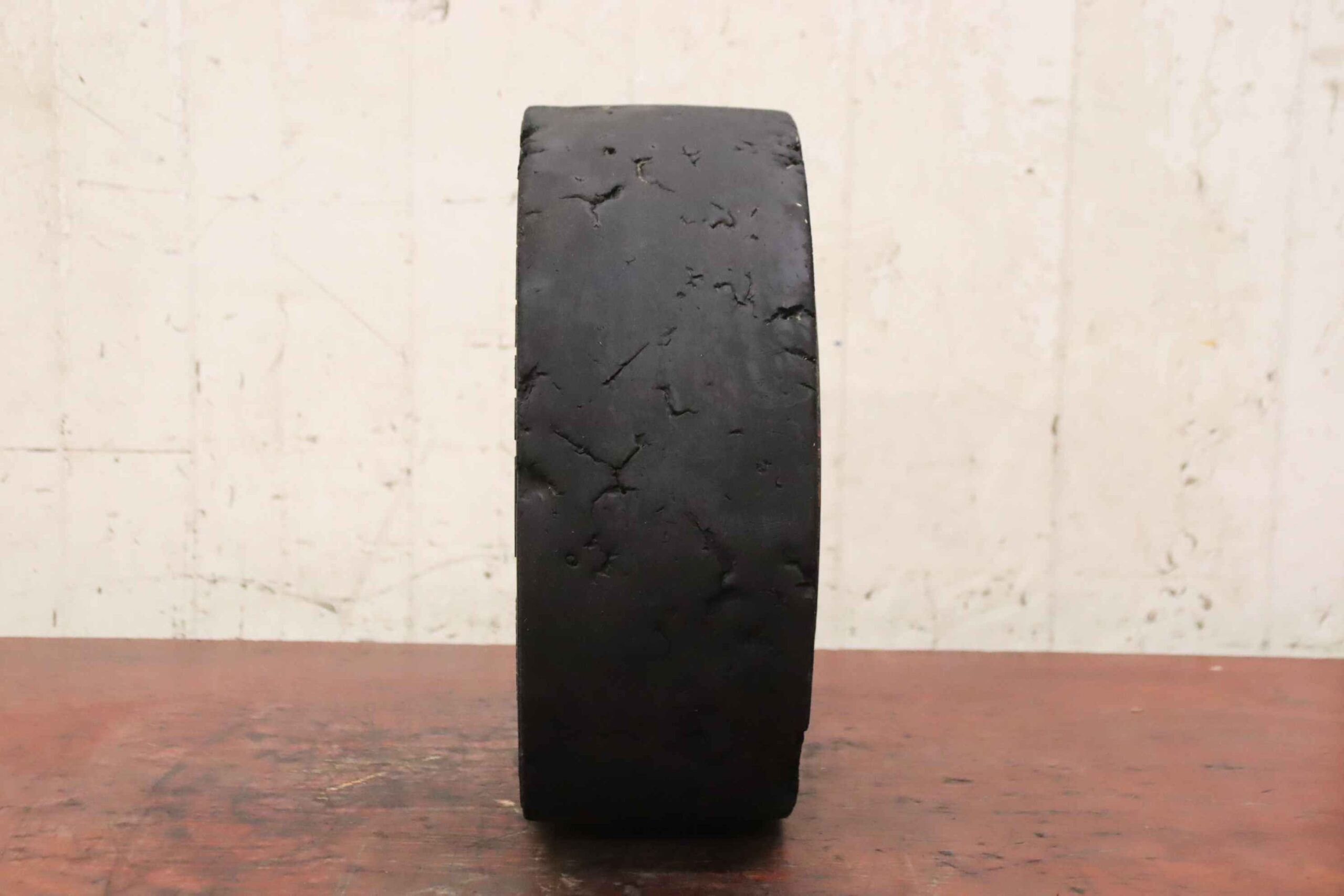 Vollgummi Reifen von Jumbo - Solid 18x7-8/4.32 – Bild 3