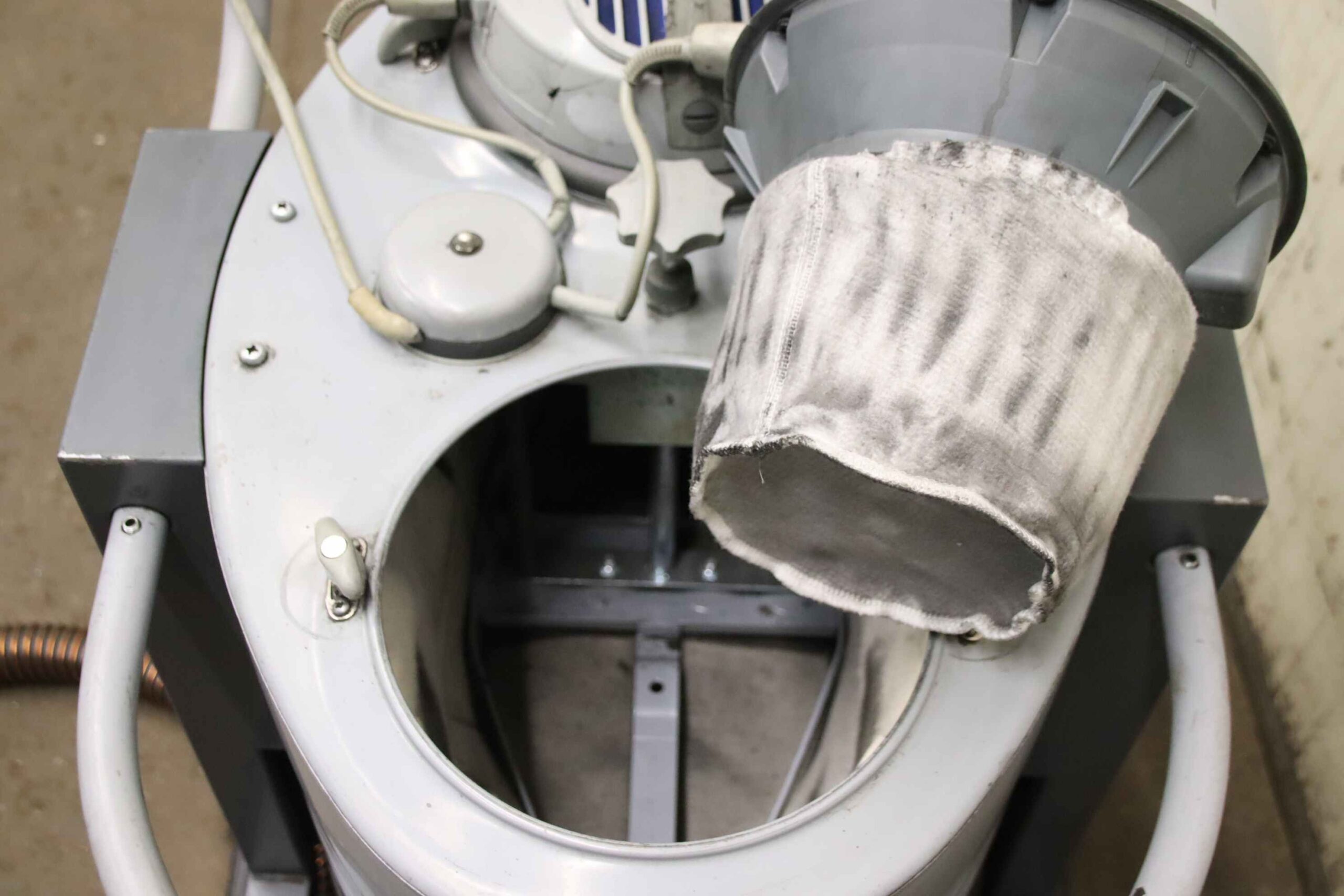 Industriestaubsauger von Nilfisk - GM 625 2400 W – Bild 9