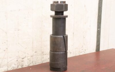 Alternative view of Schmierbolzen von unbekannt - Schaft Ø 70 mm  M48