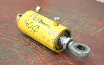 Hydraulikzylinder von unbekannt - Hub 45 mm
