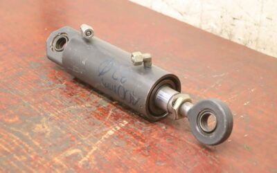 Hydraulikzylinder von unbekannt - Hub 100 mm