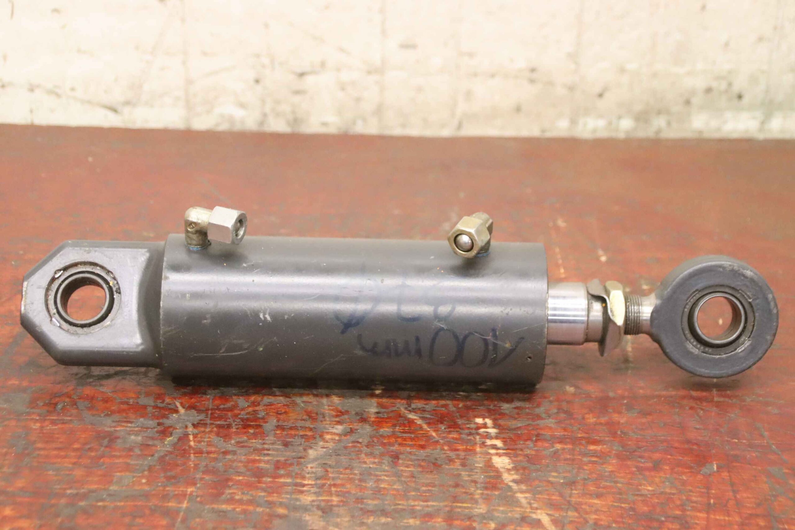 Hydraulikzylinder von unbekannt - Hub 100 mm – Bild 3