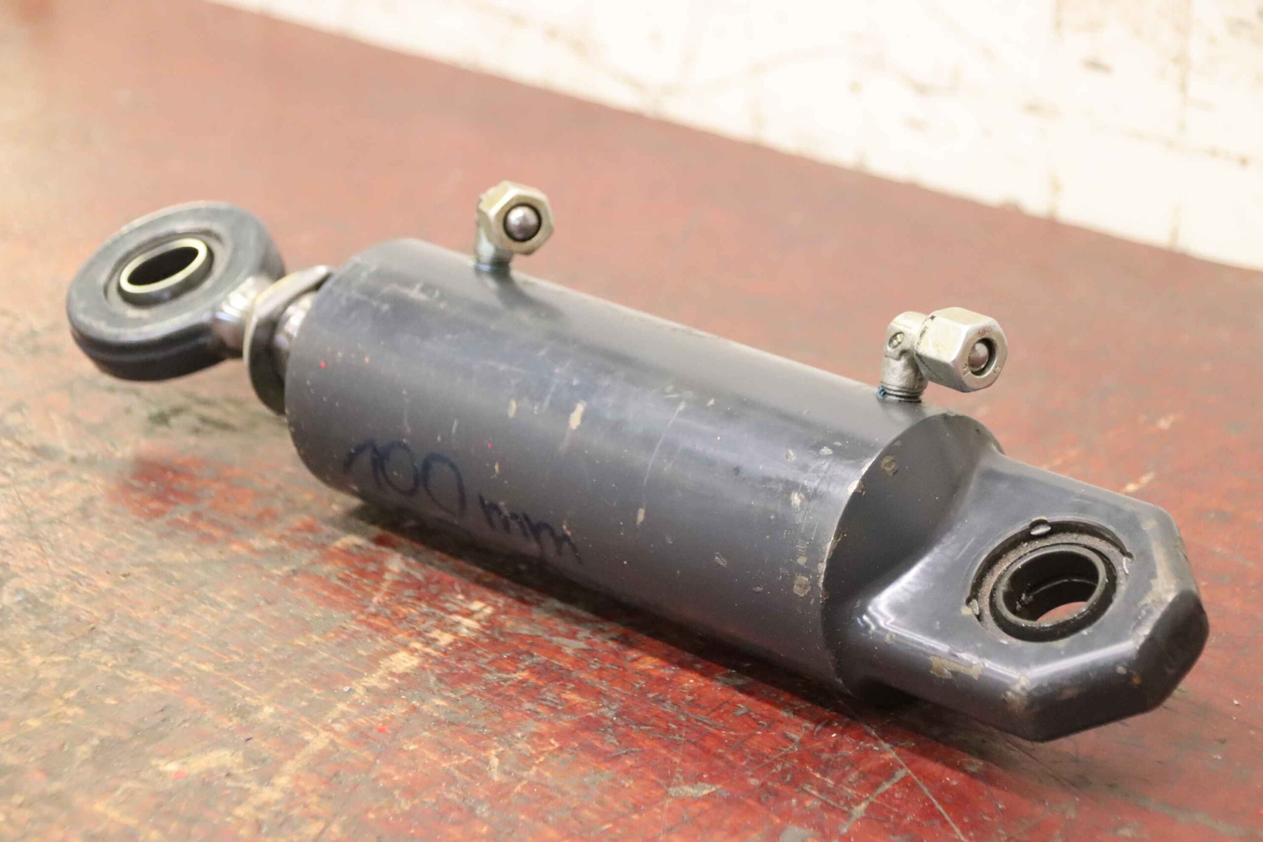 Hydraulikzylinder von unbekannt - Hub 100 mm – Bild 6