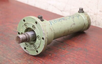 Hydraulikzylinder von unbekannt - Hub 180 mm