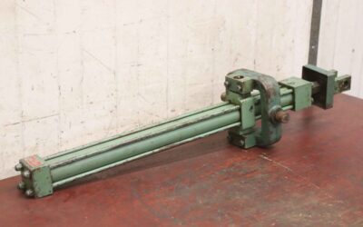 Alternative view of Hydraulikzylinder von Milwaukee - H-73 Hub 600 mm