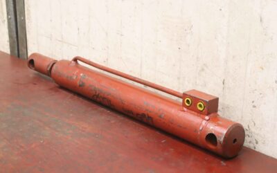 Hydraulikzylinder von unbekannt - Hub 465 mm