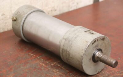 Alternative view of Hydraulikzylinder von unbekannt - 171 C O 33M  Hub 220 mm