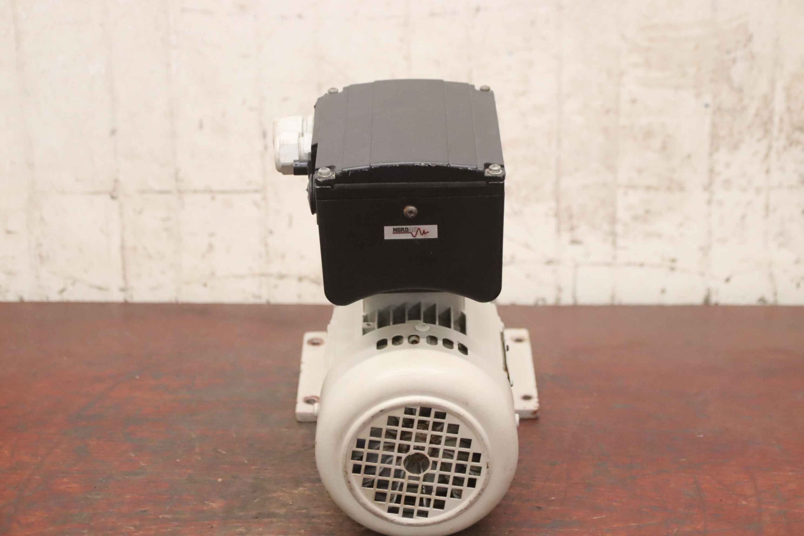 Getriebemotor 0,37 kW 18 U/min mit Frequenzumrichter von Nord - SK 12-71 L/4 TF TR1 SK 370/1 TR – Bild 11