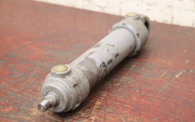 Hydraulikzylinder von Orsta - B1-50/22-200   Hub 200 mm