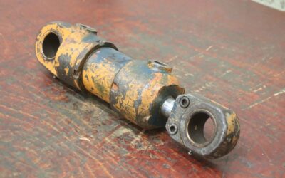 Hydraulikzylinder von unbekannt - Hub 63 mm