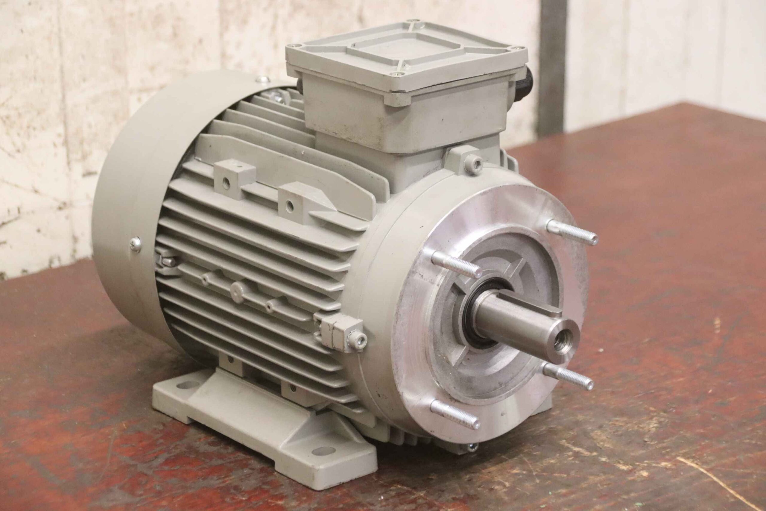 Elektromotor 3 kW 1400 U/min von ADDA - 100LB-4 – Bild 2