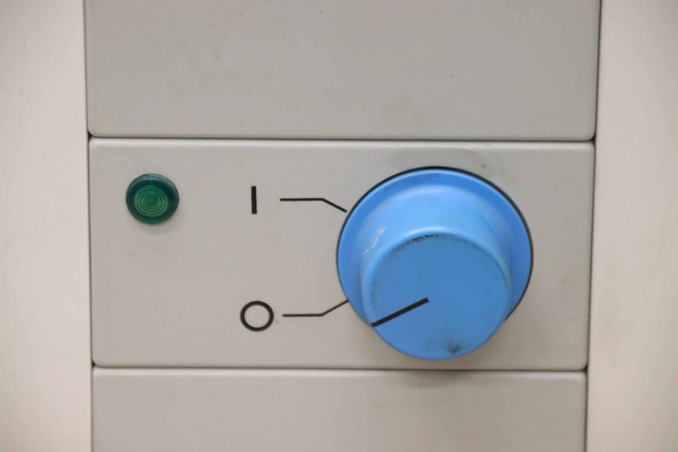 Trockenofen 2,2 kW 300 °C von Heraeus - T 6120 100 Liter – Bild 9