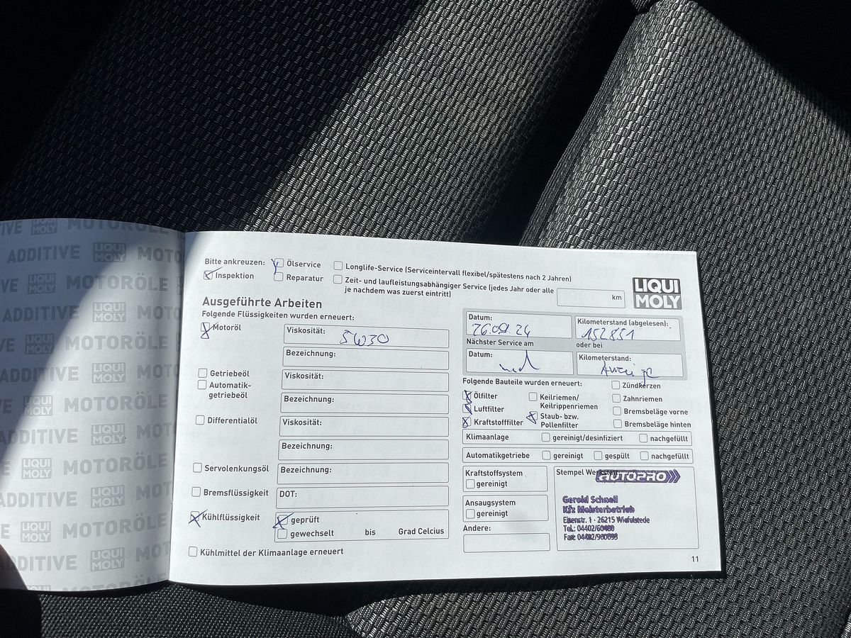 GLA 200 D 4-MATIC Standheizung von Mercedes - GLA 200 D 4-MATIC – Bild 14