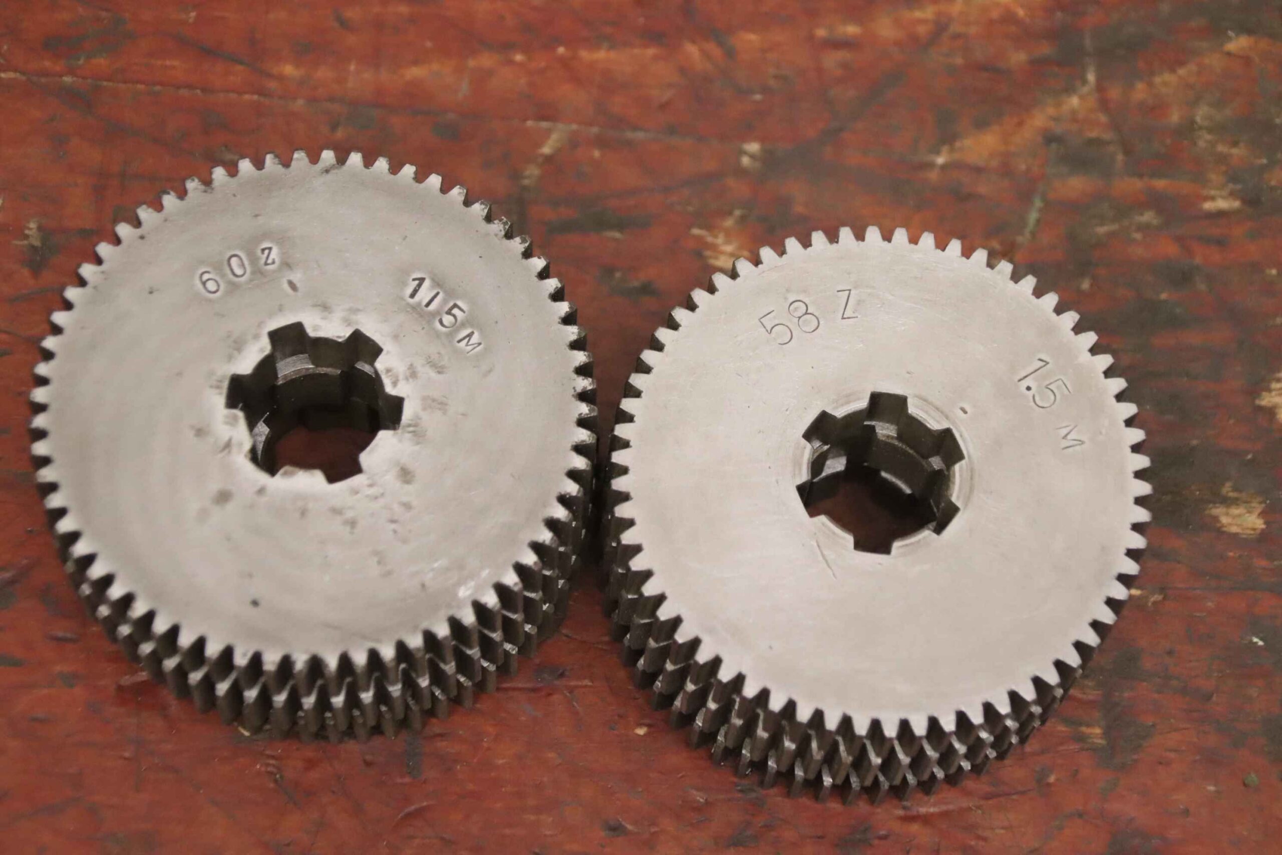 Teilkopf Zahnräder 71 Stück von unbekannt - Modul 1,5 – Bild 9