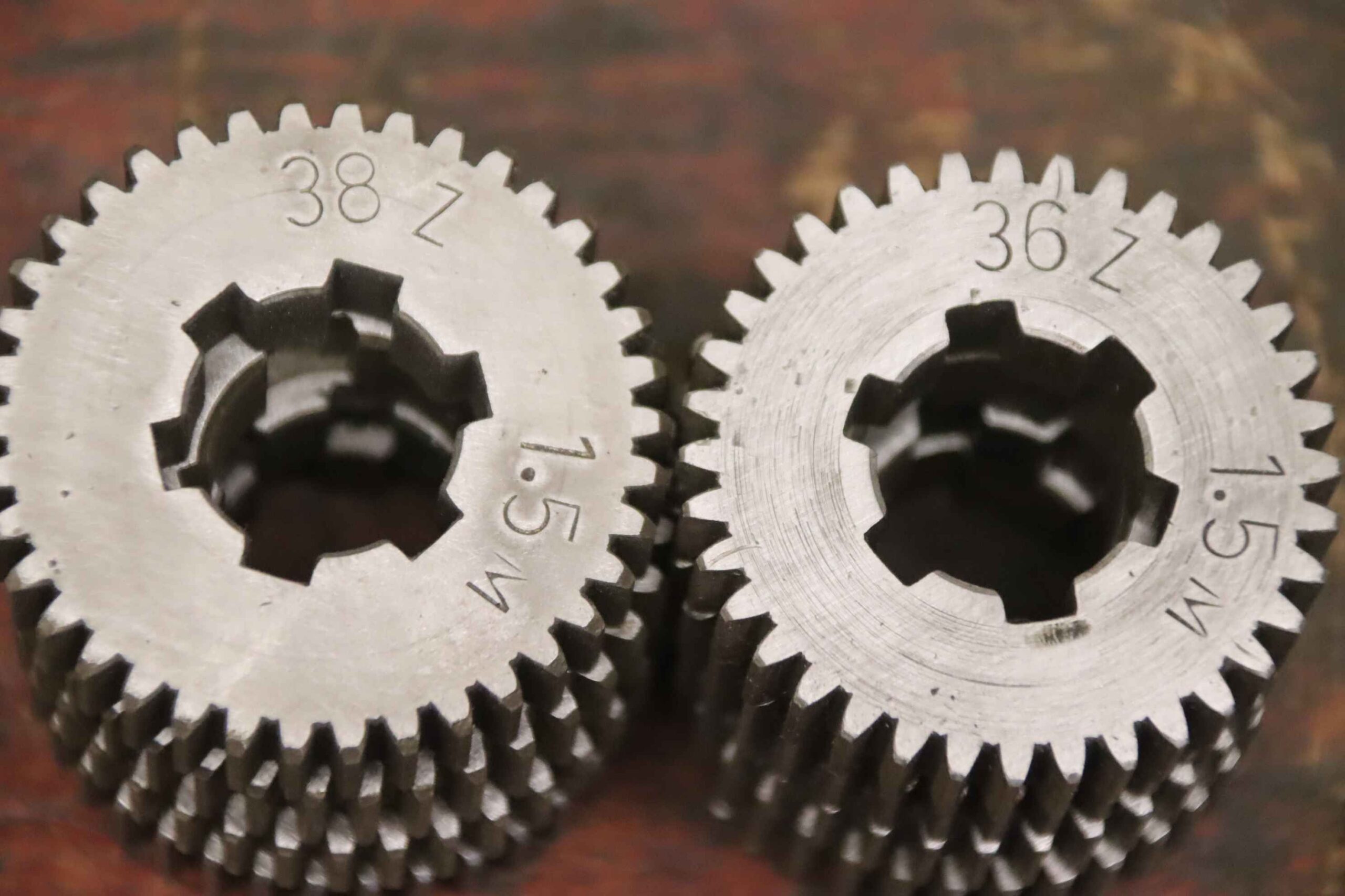 Teilkopf Zahnräder 71 Stück von unbekannt - Modul 1,5 – Bild 13
