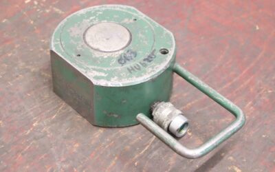 Kurzhub-Schwerlastzylinder 100 t 700 bar von Pfaff - RFS100 Hub 20 mm