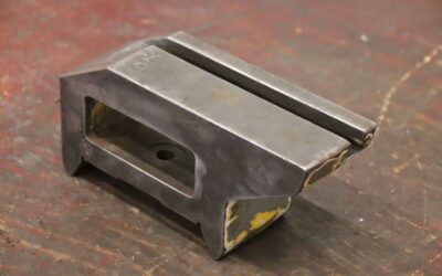 Aufspannwürfel mit T Nut von Guss - 215/70/H105 mm