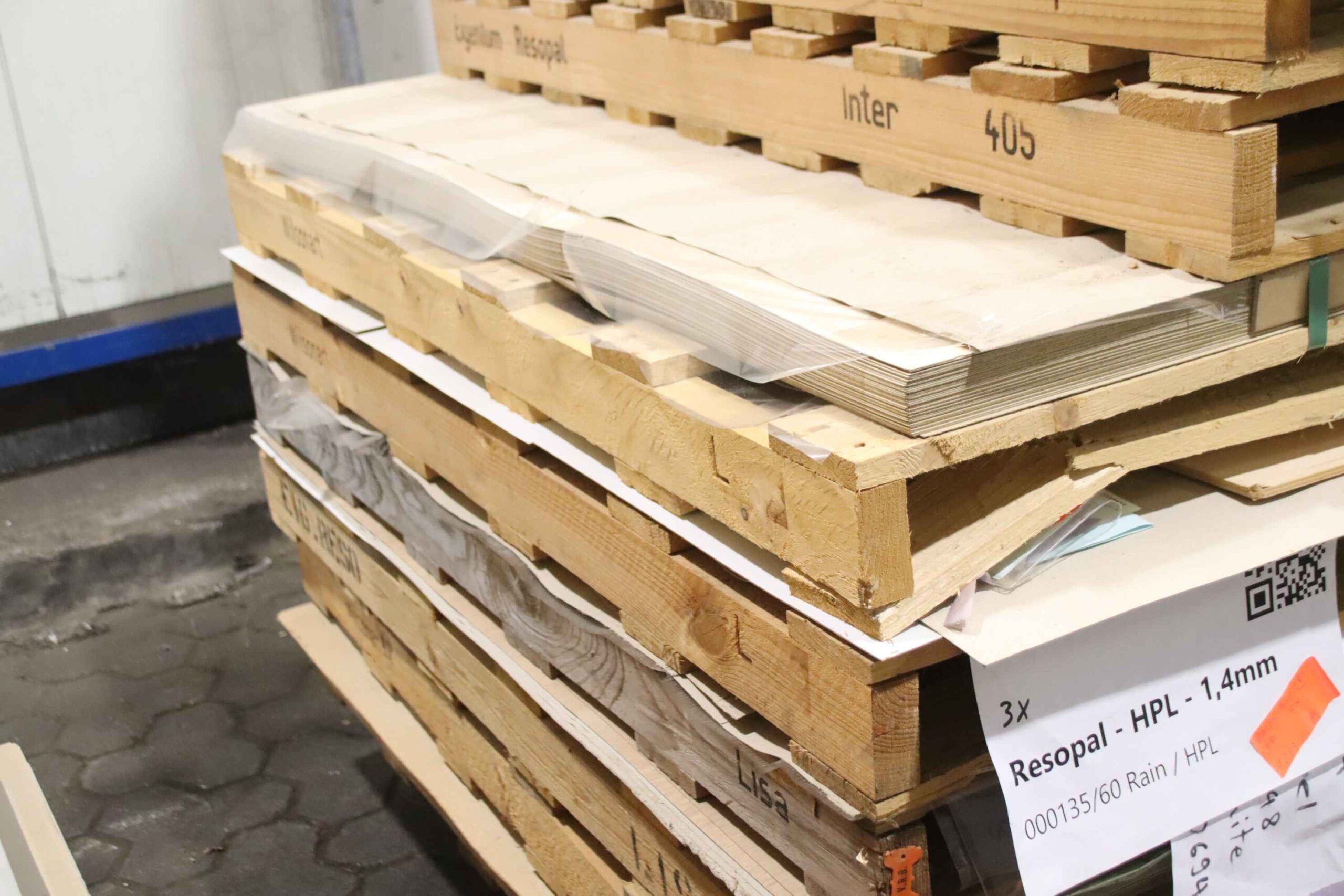 HPL Kunststoffplatten 37 Paletten 6710 kg von Resopal - HPL Dicke 1/1,4 mm verschiedene Größen – Bild 10