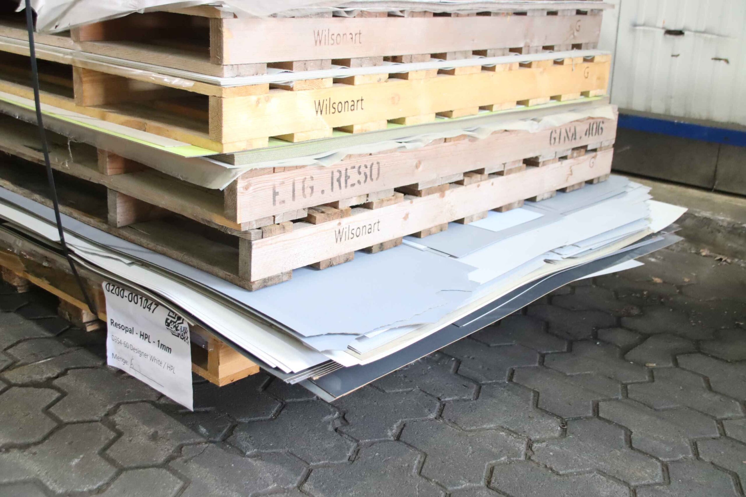 HPL Kunststoffplatten 37 Paletten 6710 kg von Resopal - HPL Dicke 1/1,4 mm verschiedene Größen – Bild 14