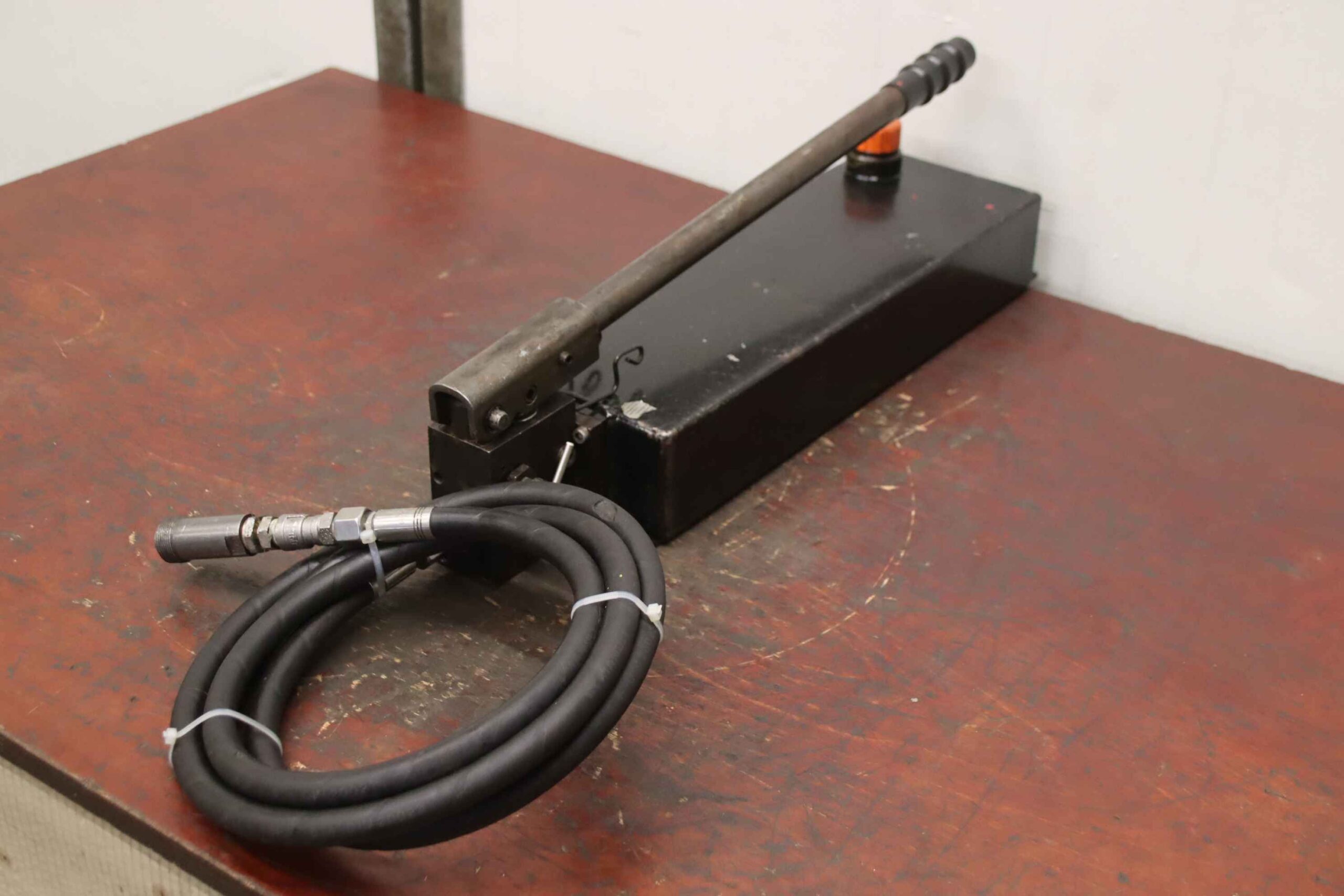 Handhydraulikpumpe 500 Bar von Lukas - ZPH 2A/5