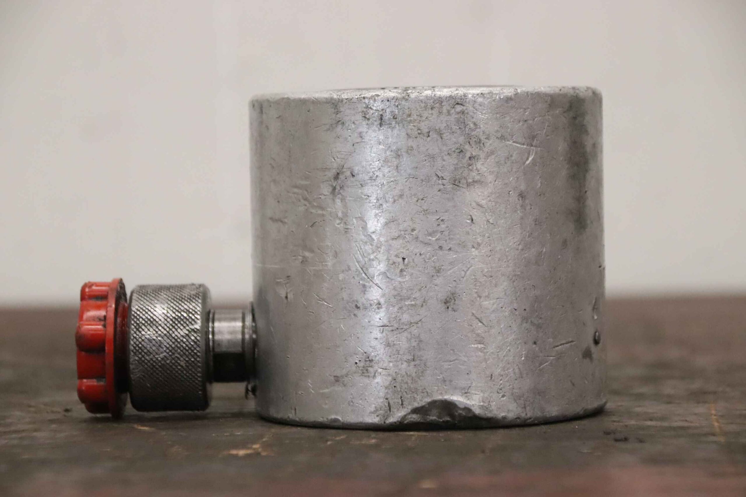 Kurzhub-Schwerlastzylinder von unbekannt - Hub 30 mm – Bild 5