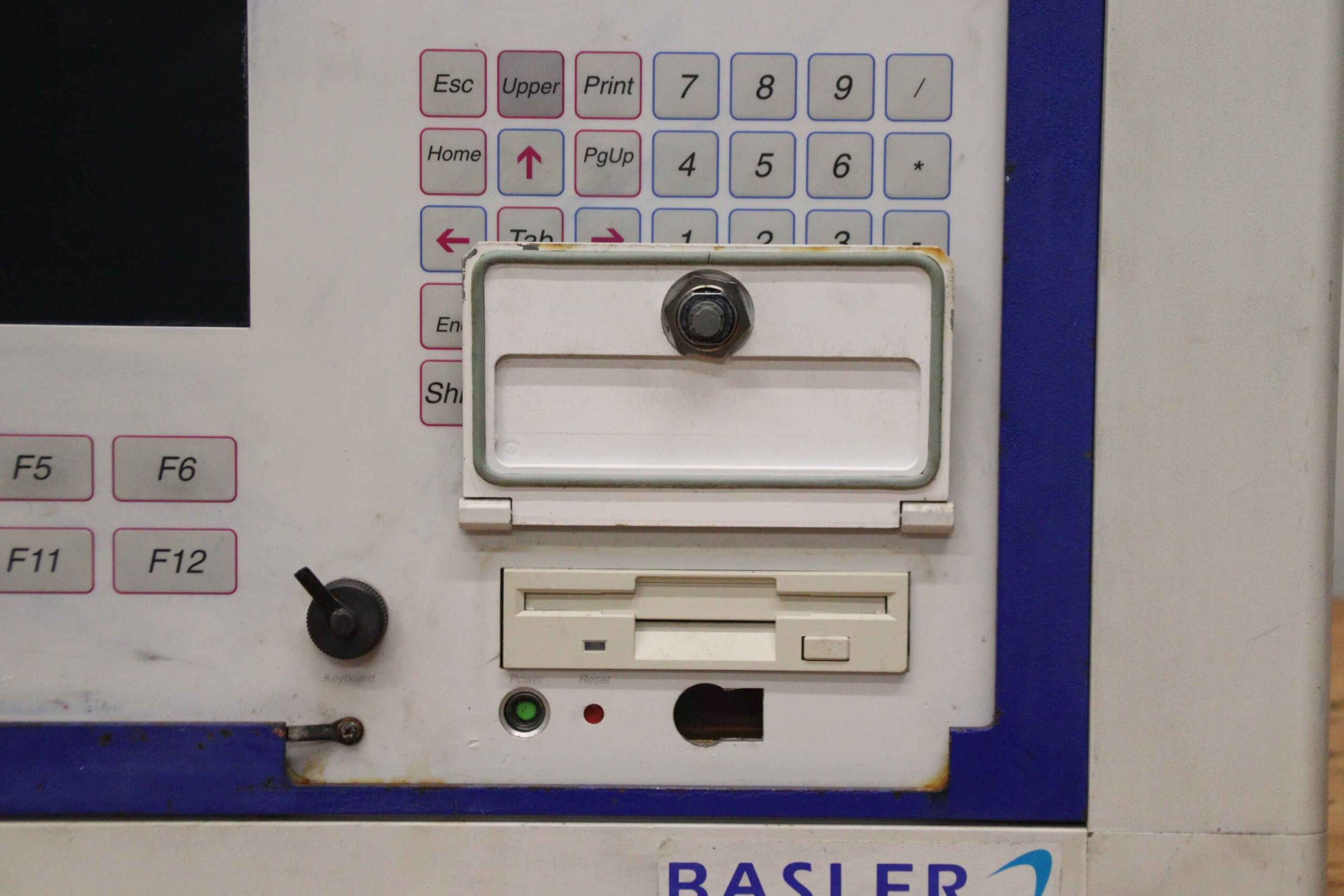 Bedienteil Operator Panel von Basler OMSO - Novadisc 4+3S UV – Bild 4