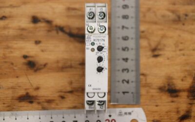 Zeitrelais von Dold - IK 7817N.81/200