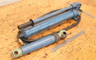 Alternative view of Handhydraulikpumpe  650 Bar mit Zylinder von Weber - ERGS 40-150  8 t