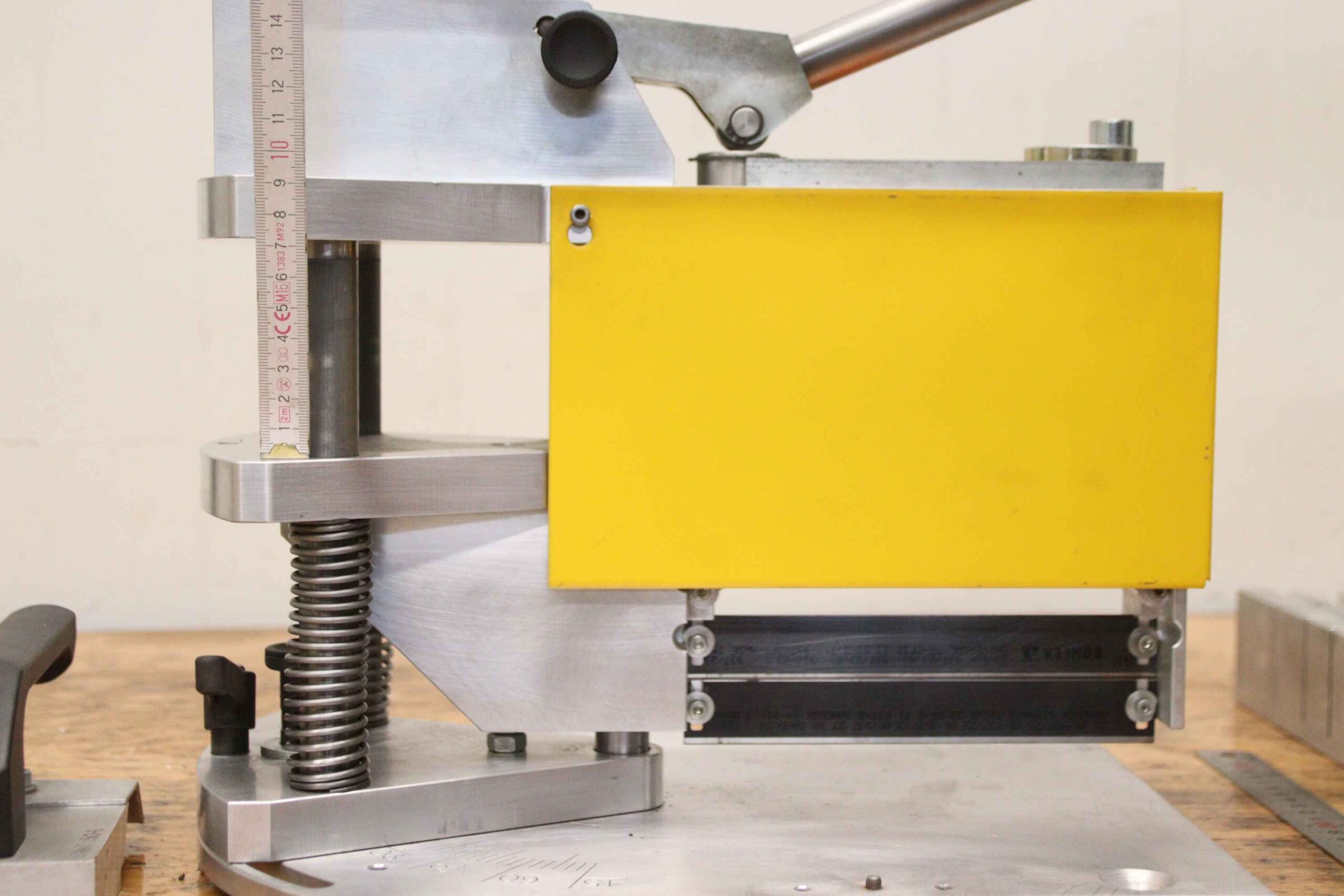 Schneidvorrichtung 2x 45° schwenkbar von unbekannt - mechanisch – Bild 10