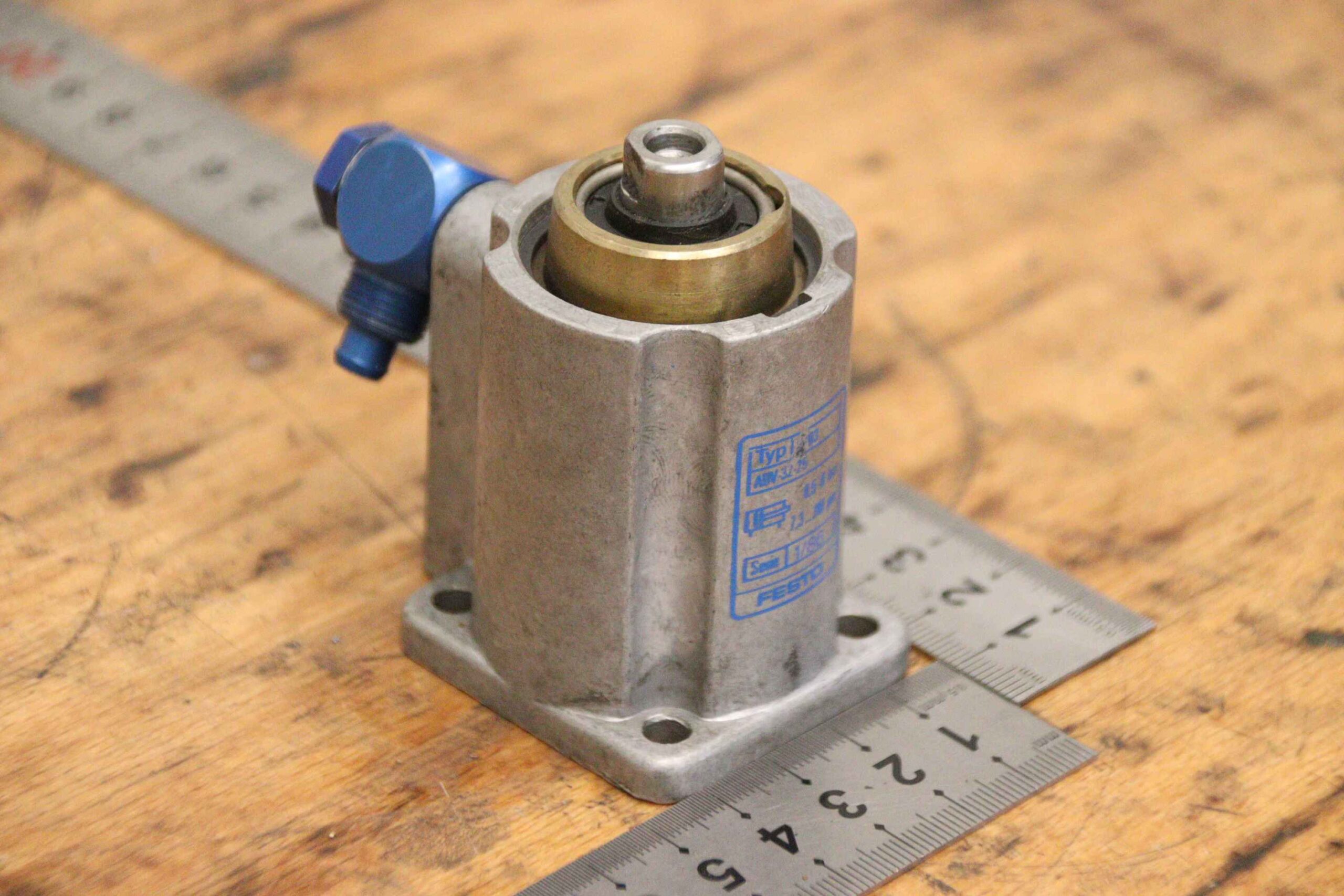 Pneumatikzylinder von Festo - ADV-32-25 – Bild 2