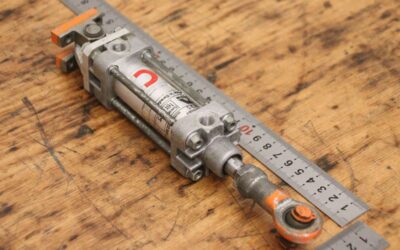 Alternative view of Pneumatikzylinder von Mecman - 166-70  Hub 160 mm