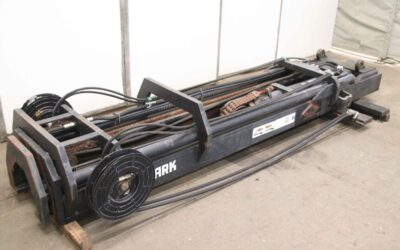 Alternative view of Staplermast von Clark EML - 7000 T  4 to