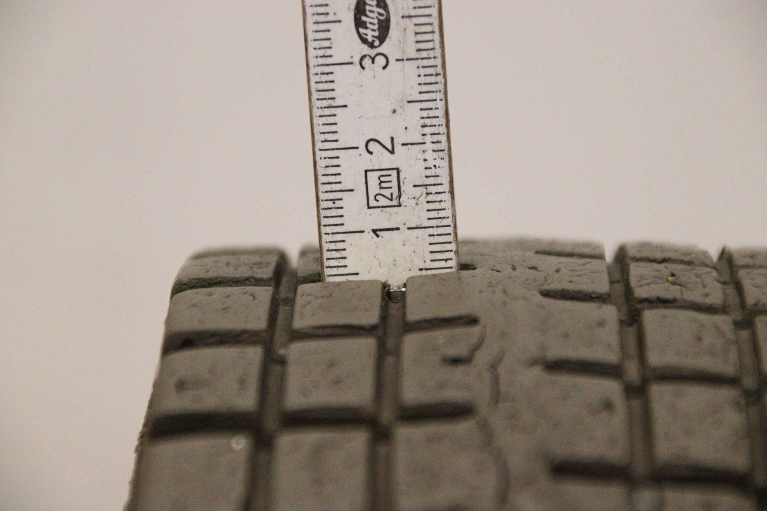 Vollgummi Reifen 2 Stück von Gumasol - Softy 3.00-4 – Bild 8